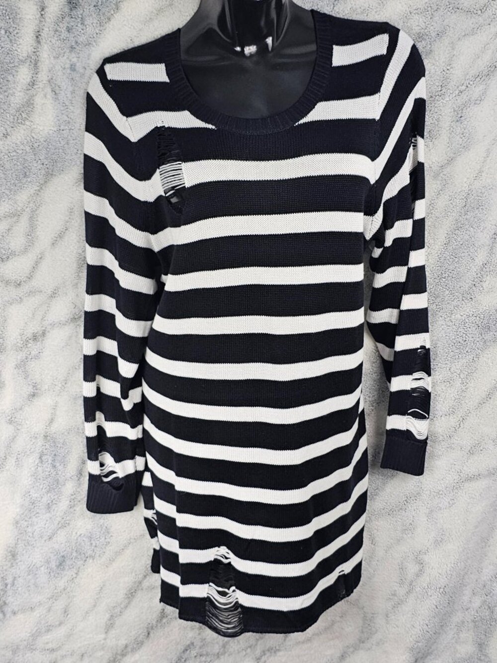 Torrid Nightfall 2 2X 18-20 Black White Striped Distressed Tunic Sweater Goth